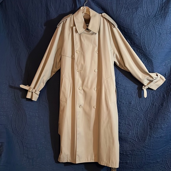 Vintage Moore’s 42 tall grand With inside liner absolutely gorgeous never used - Picture 2 of 11